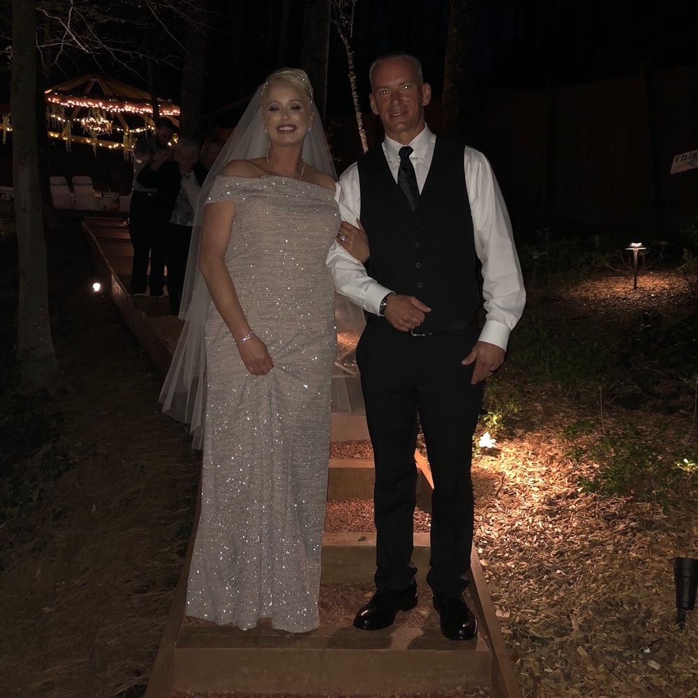 💃🏼BEAUTIFUL FORMAL DRESS - ONLY WORN ONCE.